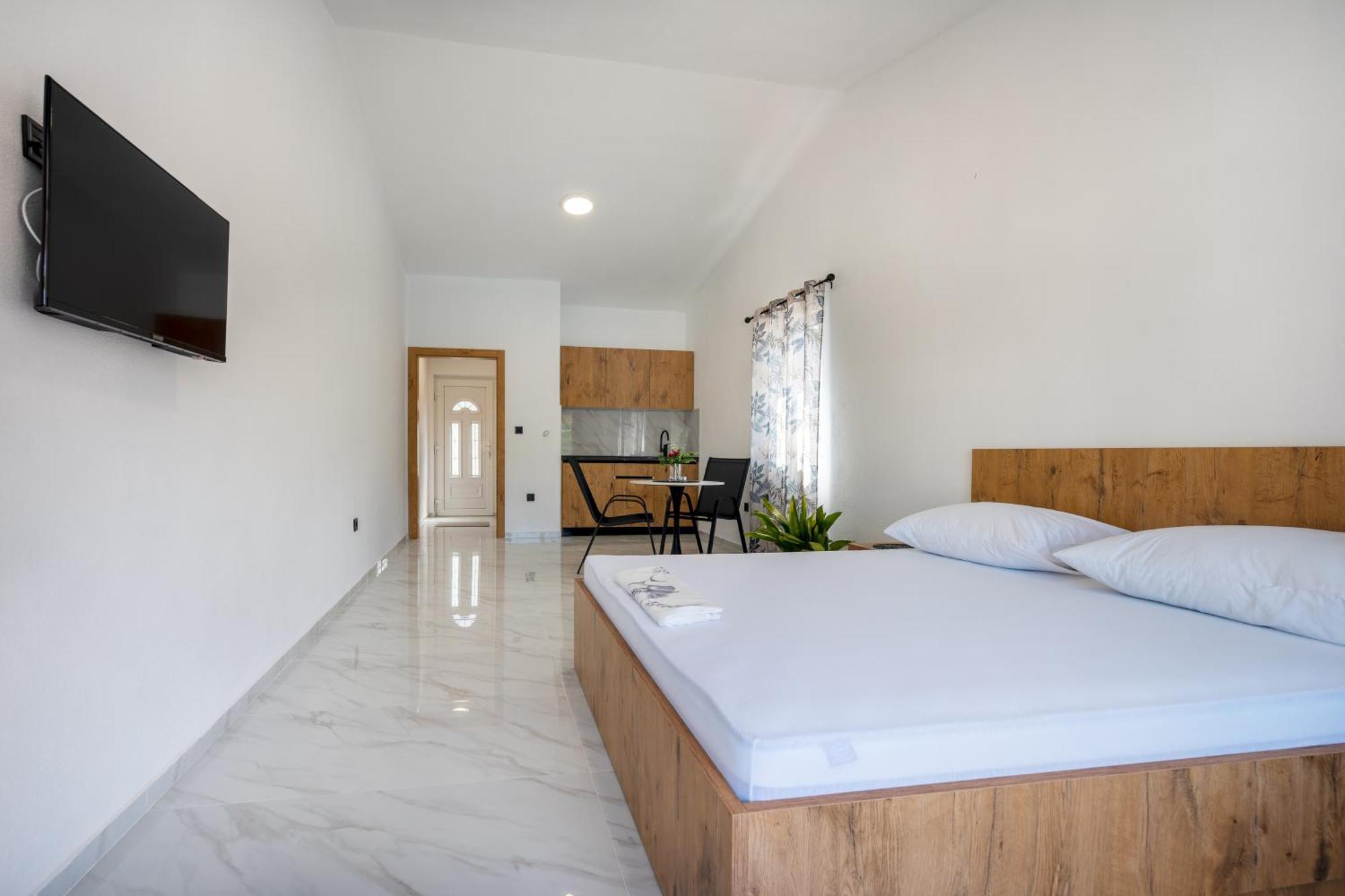 Apartmani Divna Неум Экстерьер фото